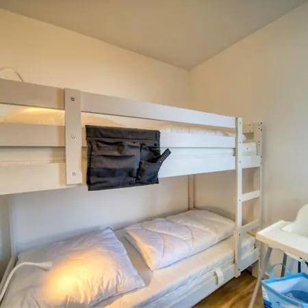 - Haus B, App 0b0602 *